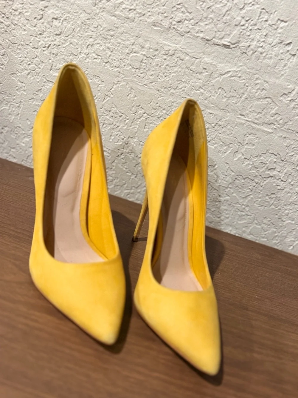 Aldo Mustard Yellow Pointed-Toe High Heels 8.5 womens heels